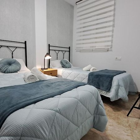 Apartamentos Maria Cristina Con Parking Gratis 코르도바 객실 사진