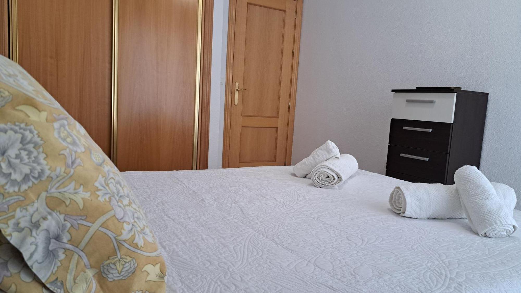 Apartamentos Maria Cristina Con Parking Gratis 코르도바 외부 사진